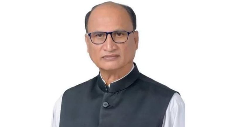 অপারেশন ডেভিল হান্ট : লোহাগাড়ার সাবেক উপজেলা চেয়ারম্যান খোরশেদ গ্রেপ্তার