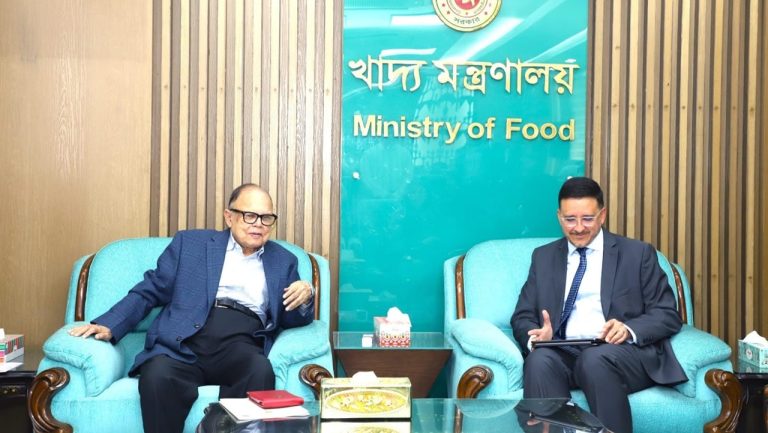 খাদ্য উপদেষ্টার সঙ্গে বিশ্ব ব্যাংকের প্রতিনিধিদলের সাক্ষাৎ