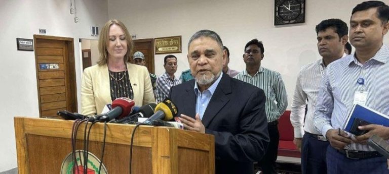 নির্বাচন কমিশন সংস্কারের দিকে তাকিয়ে থাকবে না : সিইসি