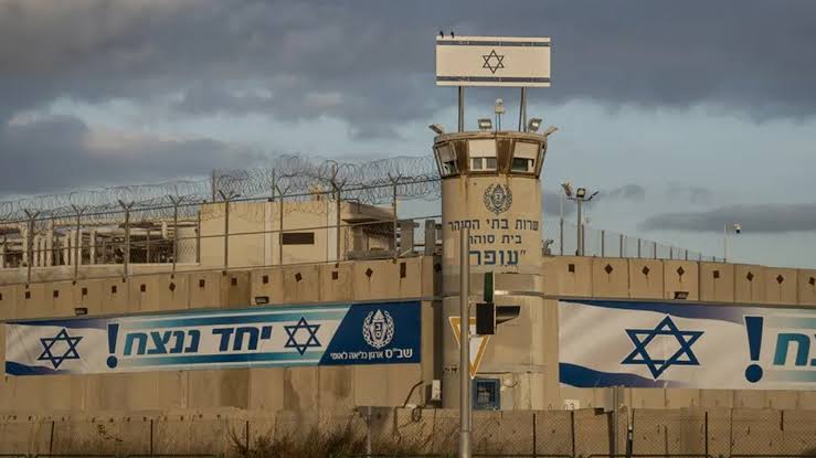 ইসরায়েলের কারাগারে কোন অপরাধে বন্দী ১০ হাজার ফিলিস্তিনি