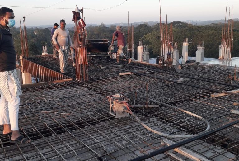 চাঁদা না পেয়ে ঠিকাদারকে মারধর ও নির্মাণকাজে বাধা