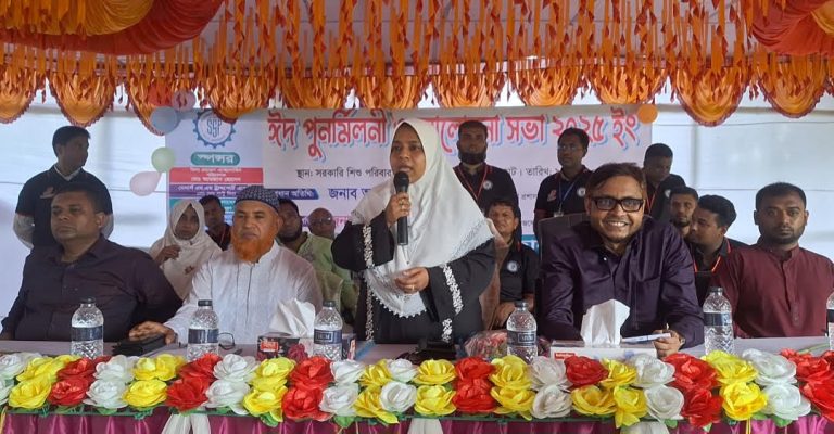 জয়পুরহাটে সরকারি শিশু পরিবারের পূনর্মিলনী ও আলোচনা সভা অনুষ্ঠিত 