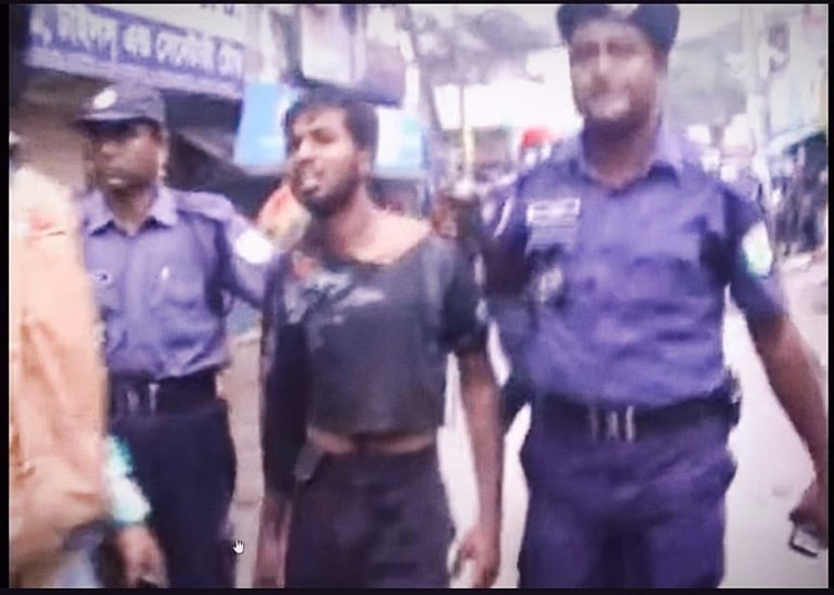 জয়পুরহাটে জামায়াতের নেতাকর্মীদের উপর হামলার ভিডিও ভাইরাল, ওসি প্রত্যাহার