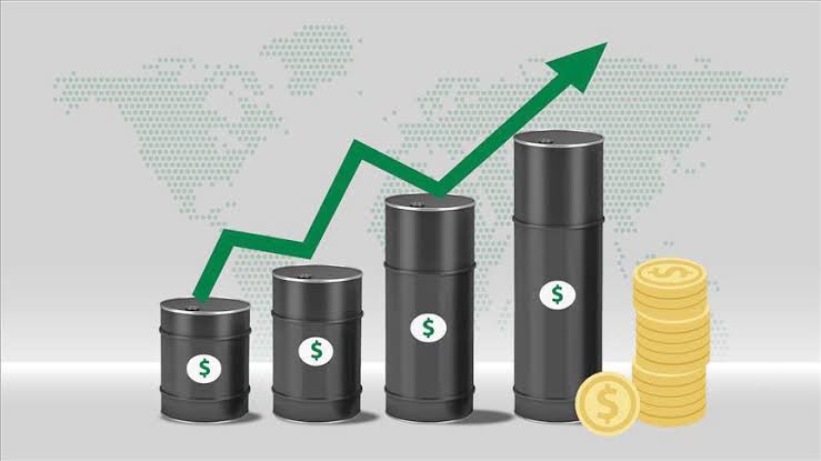 মধ্যপ্রাচ্যের উত্তেজনায় বিশ্ববাজারে তেলের দাম ঊর্ধ্বমুখী, হুমকিতে সরবরাহ চেইন