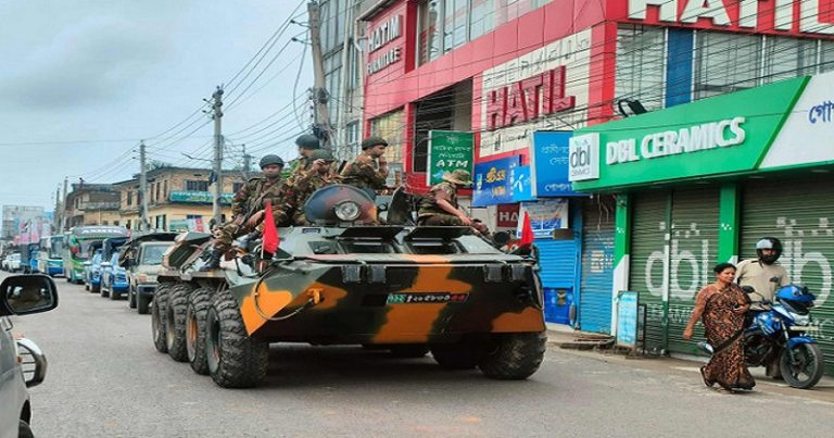 গোপালগঞ্জে কারফিউ অনির্দিষ্টকালের জন্য বাড়ানো হলো, শুক্রবার তিন ঘণ্টার শিথিলতা