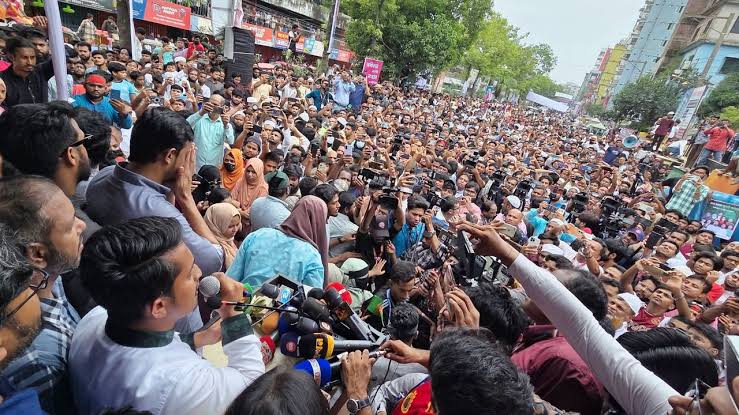 নারায়ণগঞ্জে এনসিপির পদযাত্রায় জনসমাবেশ, পরিবারতন্ত্র ভাঙার ডাক