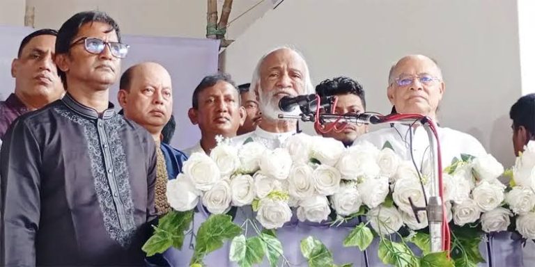 আওয়ামী লীগের মিথ্যা ইতিহাসের মুখোশ খুলে দেওয়ার আহ্বান ড. আব্দুল মঈন খানের