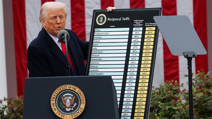 যুক্তরাষ্ট্রে বাংলাদেশের শুল্ক হ্রাস, ভারতের পোশাক বাজারে ধস