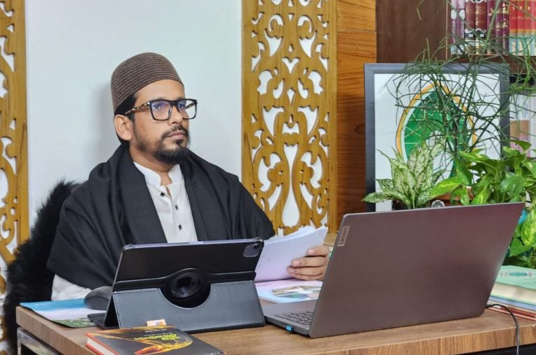 আলোর অভিযাত্রী খাজা ওসমান ফারুকীর জন্মদিনে আত্ম উপলব্ধি 