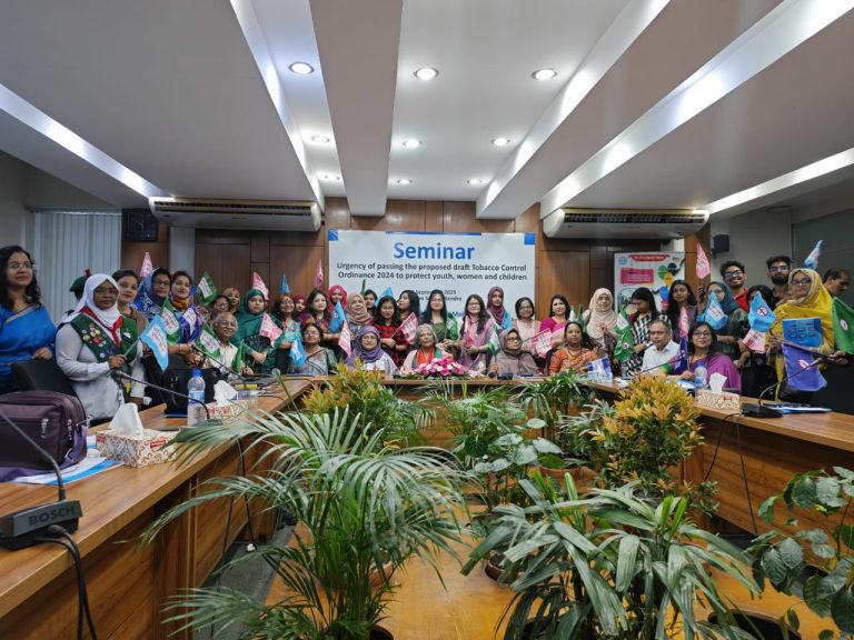 তামাক নিয়ন্ত্রণ আইন শক্তিশালী করার কোনো বিকল্প নেই : উপদেষ্টা শারমীন এস মুরশিদ