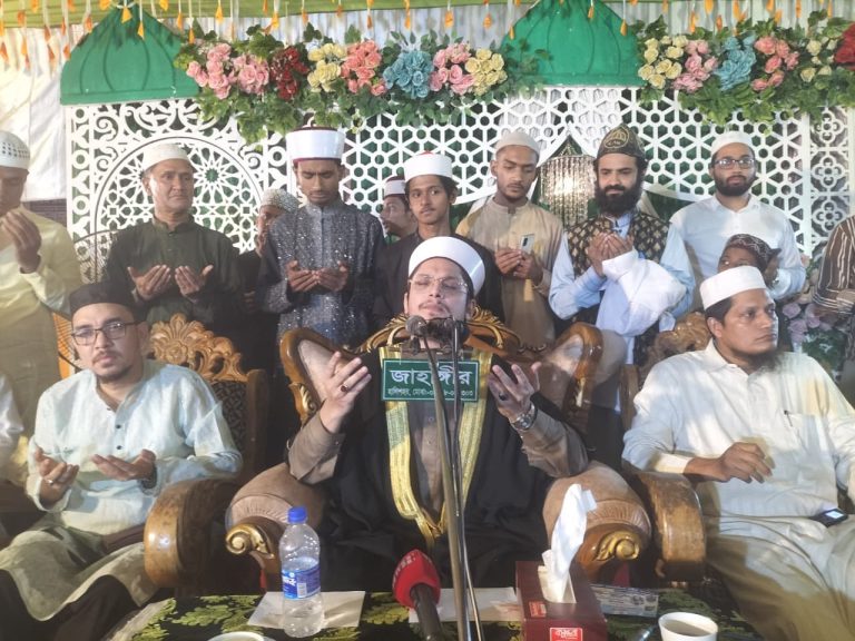 নতুন মনসুরাবাদ খেদমতে আল ইনসানের ৪র্থ তম ফাতেহা এ ইয়াজদাহুম উদযাপন 