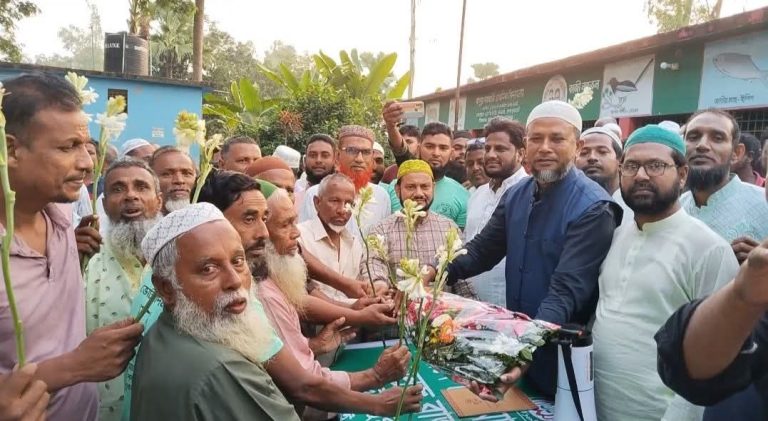 জয়পুরহাটে জামায়াতে যোগদান করলেন বিএনপি’র অর্ধশতাধিক কর্মী-সমর্থক