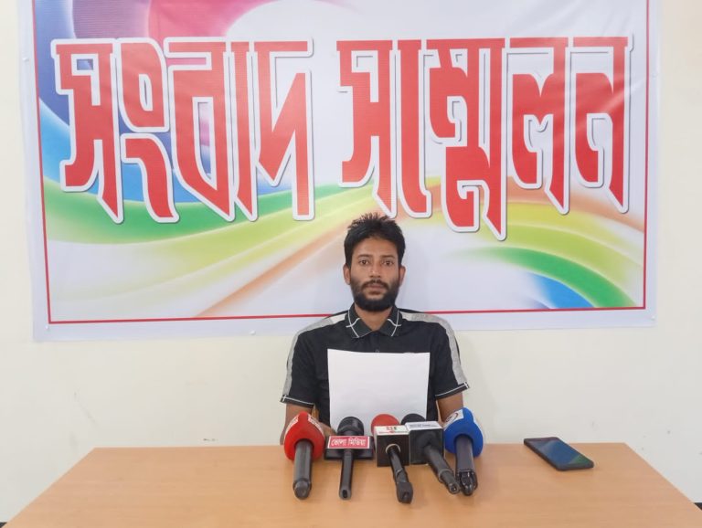 দৌলতখানে ঠিকাদারকে মাদক দিয়ে ফাঁসানোর অভিযোগে,ভুক্তভোগীর সংবাদ সম্মেলন