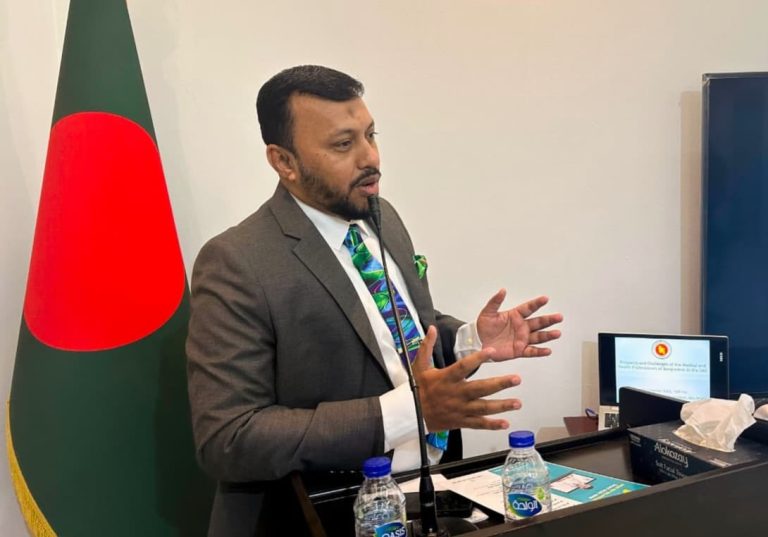 ‘প্রবাসী স্বাস্থ্য সেবা’ নামক বাংলাভাষী অ্যাপ নিয়ে ইউএই রাষ্ট্রদূতের সাথে ড. সালাউদ্দীন আলীর সাক্ষাৎ