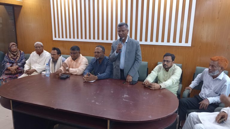 জয়পুরহাটে বিএনপি দলীয় দুই এমপি প্রার্থীর সাংবাদিকদের নিয়ে  মতবিনিময় সভা