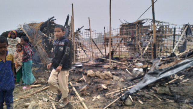 বাঁশখালীতে জায়গা-জমি বিরোধের জেরে বসতঘরে অগ্নিসংযোগের অভিযোগ