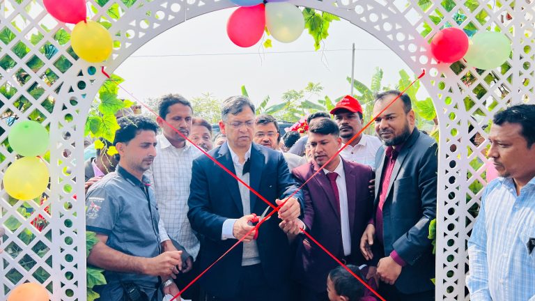 আমাদের যে জনসংখ্যা তাতে স্কুলের সংখ্যা আরো বাড়াতে হবে – সালাহউদ্দিন আহমদ