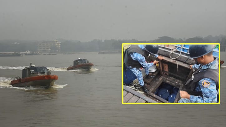 মিয়ানমারে পাচার হচ্ছিল বিপুল পরিমাণ ডিজেল, আটক করলো কোস্টগার্ড