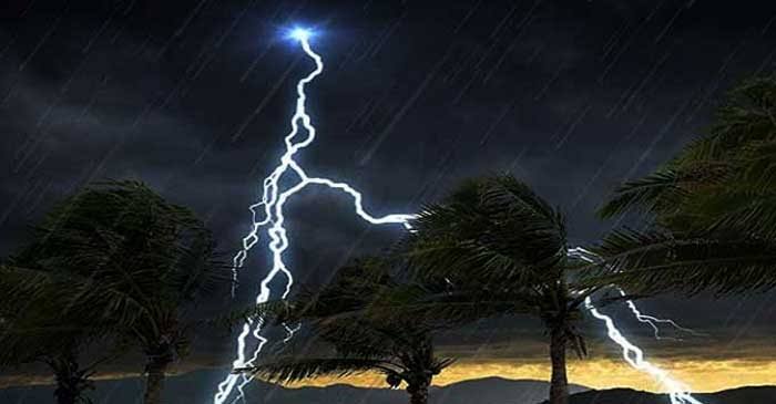 বুধবার মধ্যরাতেই চট্টগ্রাম কক্সবাজার সহ ১১ জেলায় ৮৫ কি.মি. বেগে বজ্রবৃষ্টি ও ঝড়ের শঙ্কা